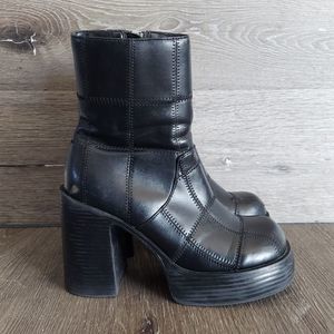 Xhilaration Vintage 90s Black Patchwork Chunky Heel Platform Ankle Boots 5